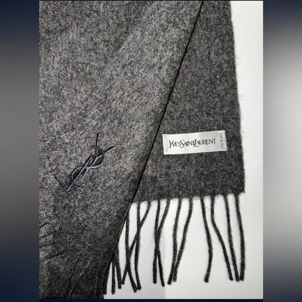 YSL Authentic Wool/cashmere Scarf - Picture 2 of 4